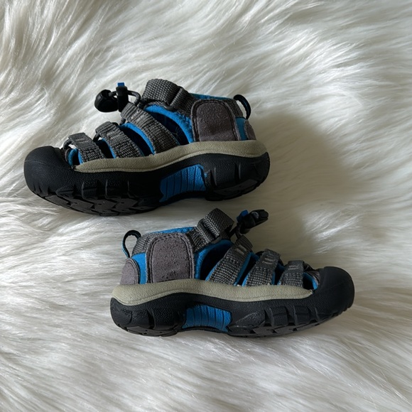 Keen Blue and Gray Toddler Shoes - Picture 4 of 10